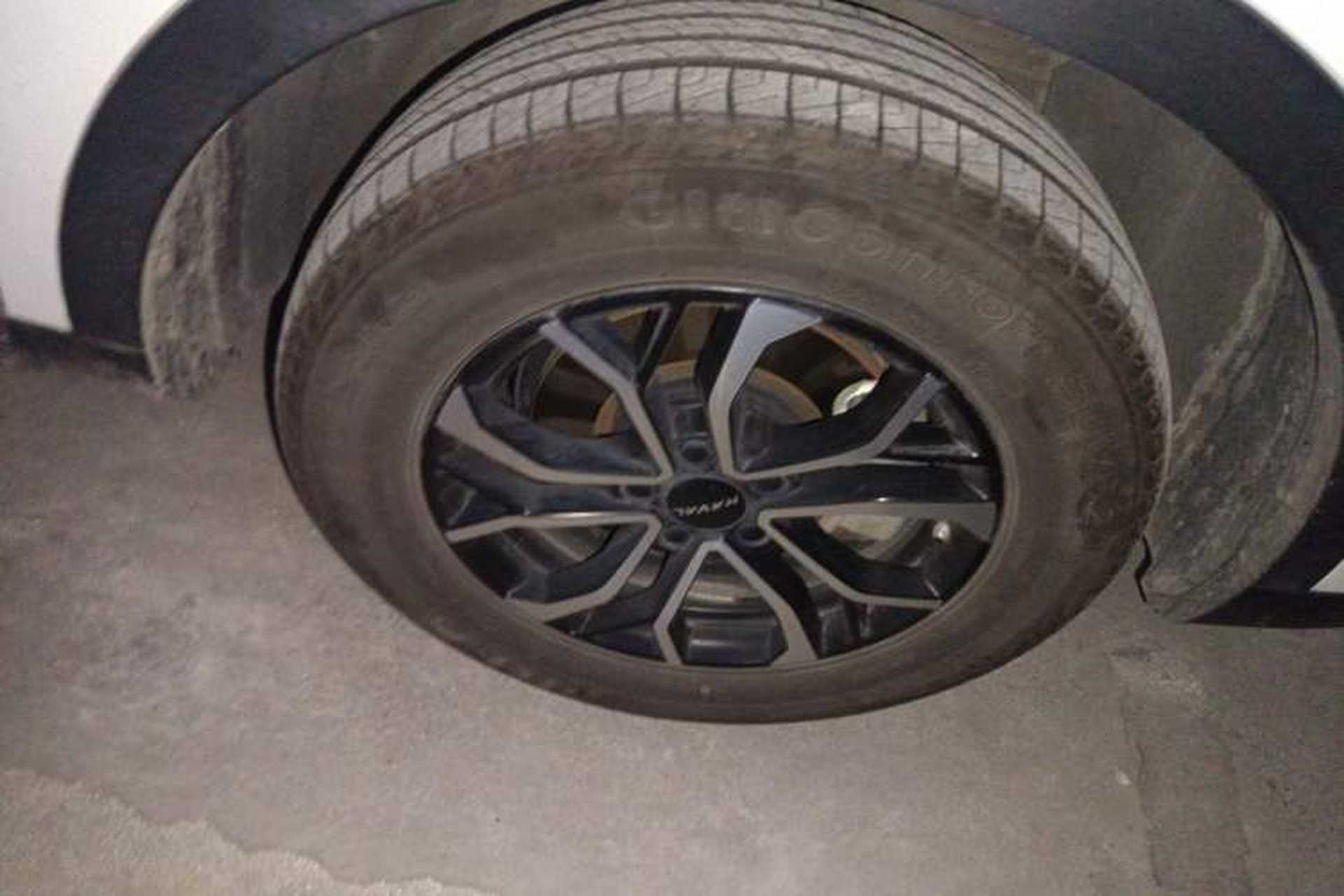Used Haval H6 2021 National Trend Edition 1.5T Automatic Urban Version Right Front Wheel Hub
