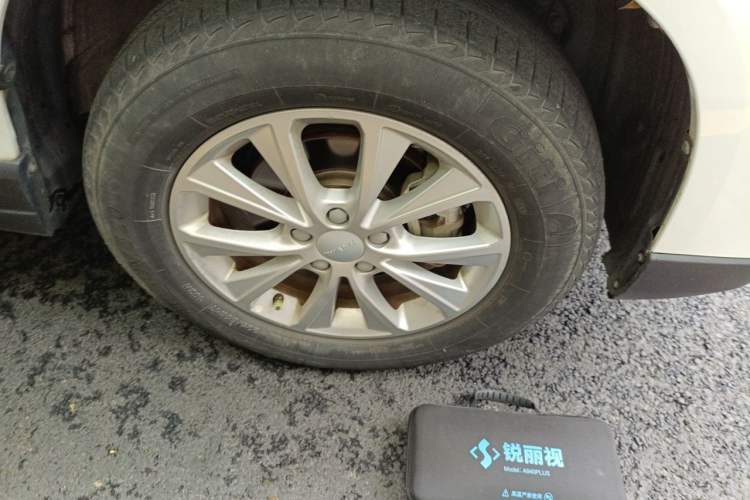 Used Haval H6 2021 Sport Edition 1.5T Automatic Elite Smart Connectivity Model with Hexagonal Grille Right Front Wheel Hub