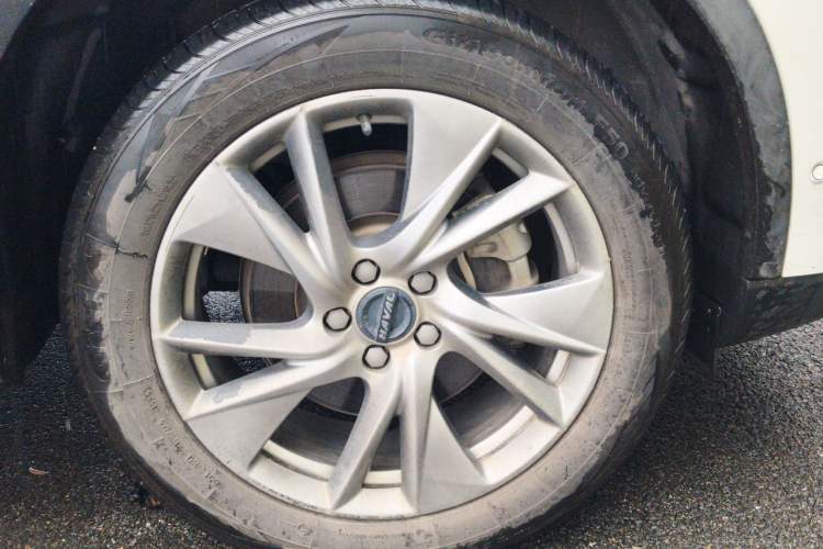 Used Haval H6 2021 3rd Generation 1.5T Automatic Two-Wheel-Drive Supreme Right Front Wheel Hub