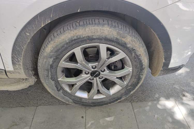 Used Haval H6 2021 National Trend Edition 1.5T Automatic Champion Version Right Front Wheel Hub
