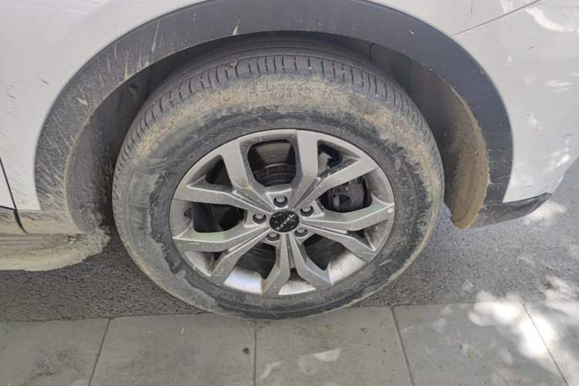 Used Haval H6 2021 National Trend Edition 1.5T Automatic Champion Version Right Front Wheel Hub
