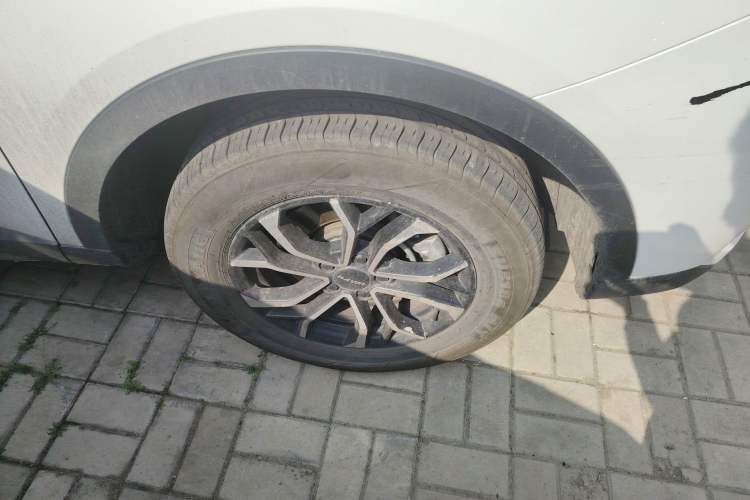 Used Haval H6 2021 National Trend Edition 1.5T Automatic Urban Version Right Front Wheel Hub