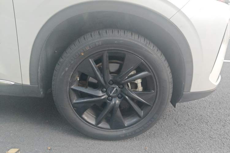 Used Haval H6 2021 3rd Generation 2.0T Automatic Two-Wheel Drive Max Right Front Wheel Hub