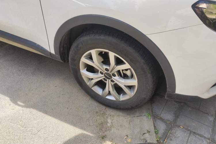 Used Haval H6 2021 National Trend Edition 1.5T Automatic Champion Version Right Front Wheel Hub