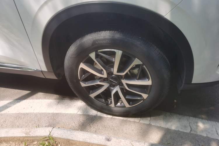 Used Haval H6 2021 3rd Generation 1.5T Automatic Two-Wheel Drive Max Right Front Wheel Hub