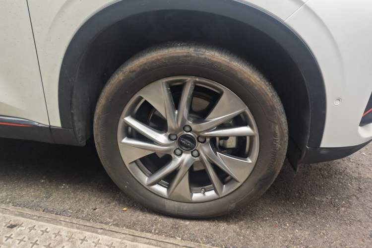 Used Haval H6 2021 3rd Generation 1.5T Automatic Two-Wheel Drive Supreme+ Right Front Wheel Hub