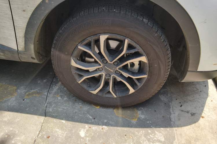 Used Haval H6 2021 National Trend Edition 1.5T Automatic Urban Version Right Front Wheel Hub