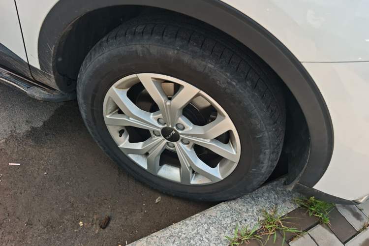 Used Haval H6 2021 1.5T Automatic Urban Edition Right Front Wheel Hub