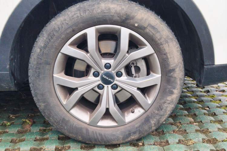 Used Haval H6 2021 National Trend Edition 1.5T Automatic Champion Version Right Front Wheel Hub
