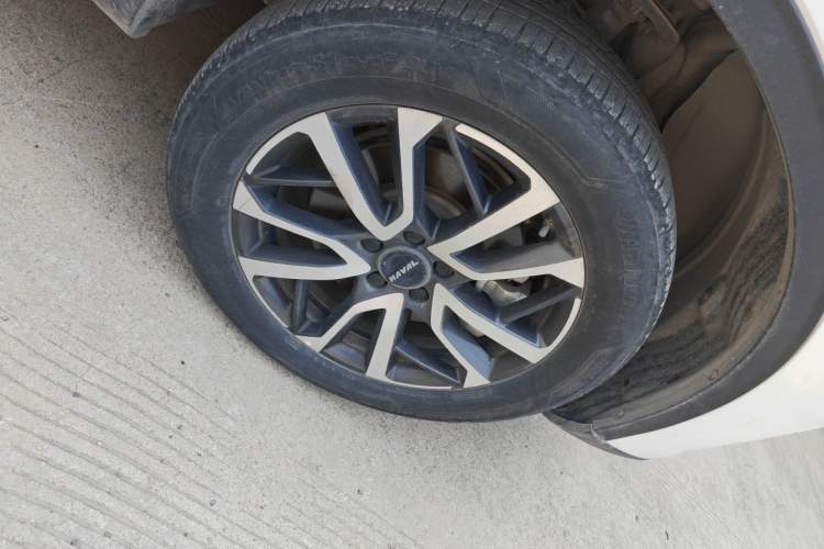 Used Haval H6 2021 3rd Generation 1.5T Automatic Two-Wheel Drive Max Right Front Wheel Hub