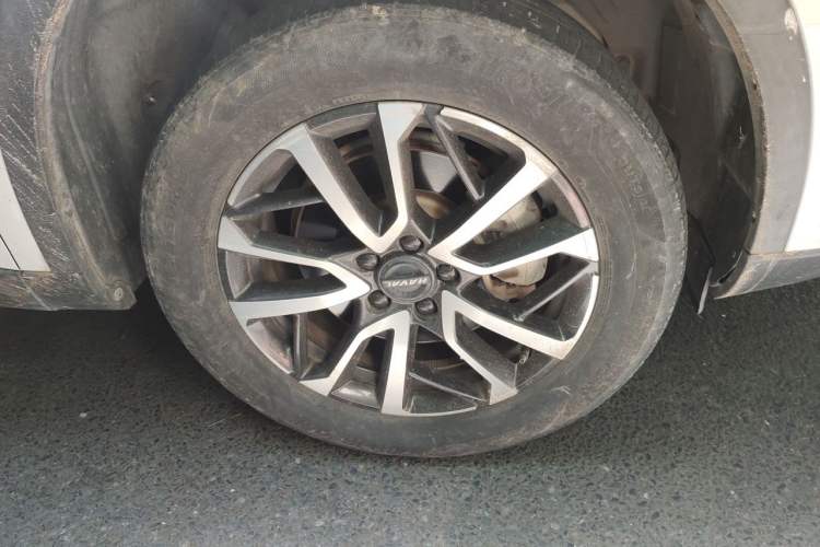 Used Haval H6 2021 3rd Generation 1.5T Automatic Two-Wheel Drive Max Right Front Wheel Hub