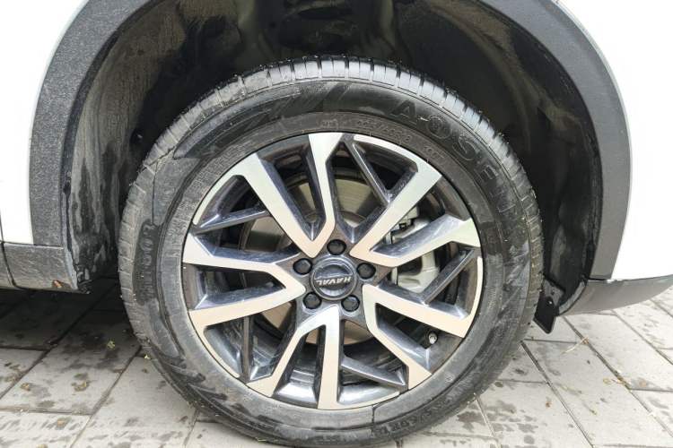 Used Haval H6 2021 3rd Generation 1.5T Automatic Two-Wheel Drive Max Right Front Wheel Hub
