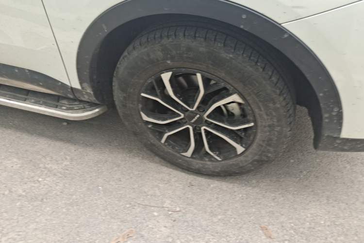 Used Haval H6 2021 National Trend Edition 1.5T Automatic Urban Version Right Front Wheel Hub