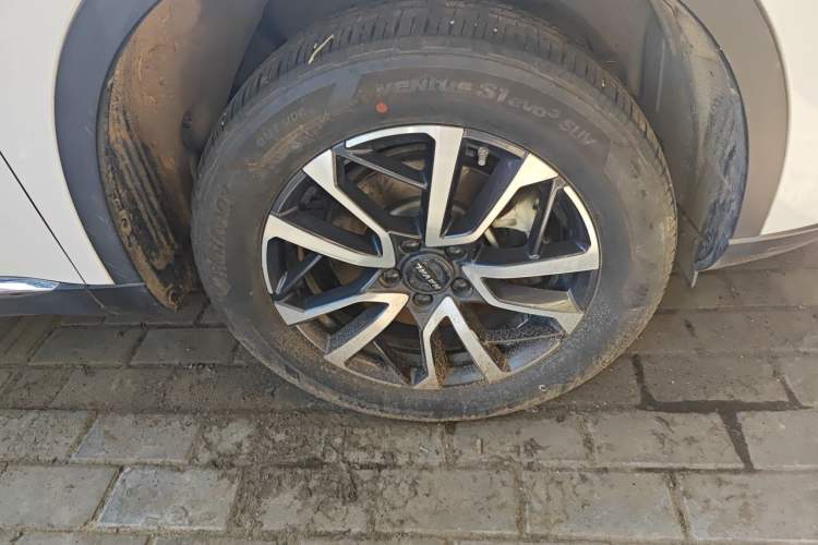 Used Haval H6 2021 3rd Generation 1.5T Automatic Two-Wheel Drive Max Right Front Wheel Hub