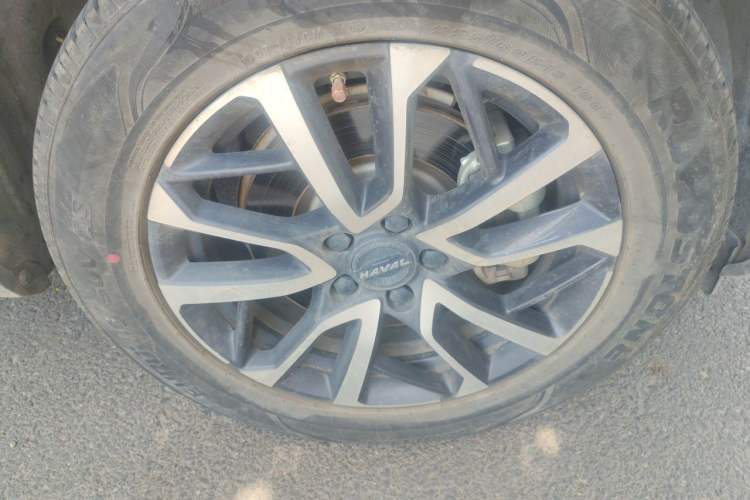 Used Haval H6 2021 3rd Generation 1.5T Automatic Two-Wheel Drive Pro Right Front Wheel Hub