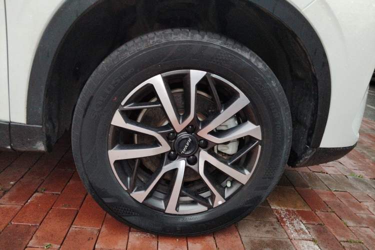 Used Haval H6 2021 3rd Generation 1.5T Automatic Two-Wheel Drive Max Right Front Wheel Hub