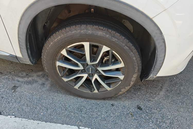 Used Haval H6 2021 3rd Generation 1.5T Automatic Two-Wheel Drive Pro Right Front Wheel Hub