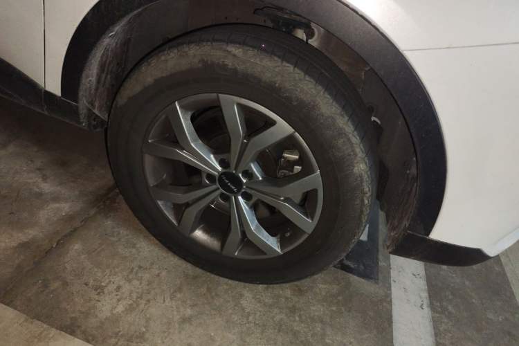Used Haval H6 2021 National Trend Edition 2.0 GDIT Automatic Champion Version Right Front Wheel Hub