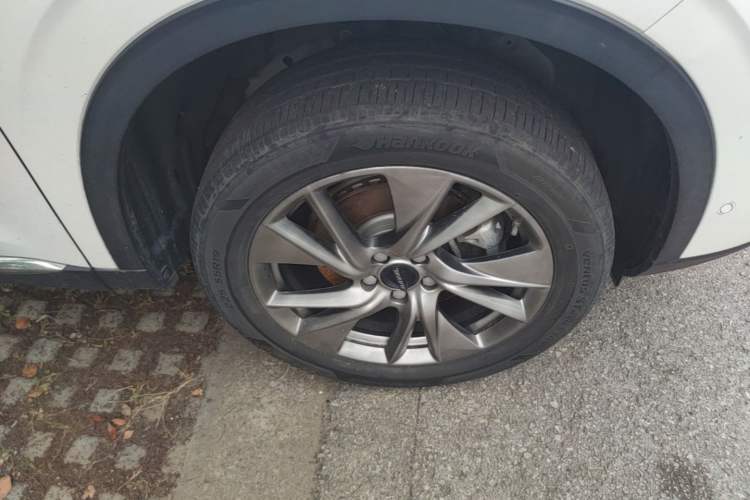 Used Haval H6 2021 3rd Generation 1.5T Automatic Two-Wheel-Drive Supreme Right Front Wheel Hub