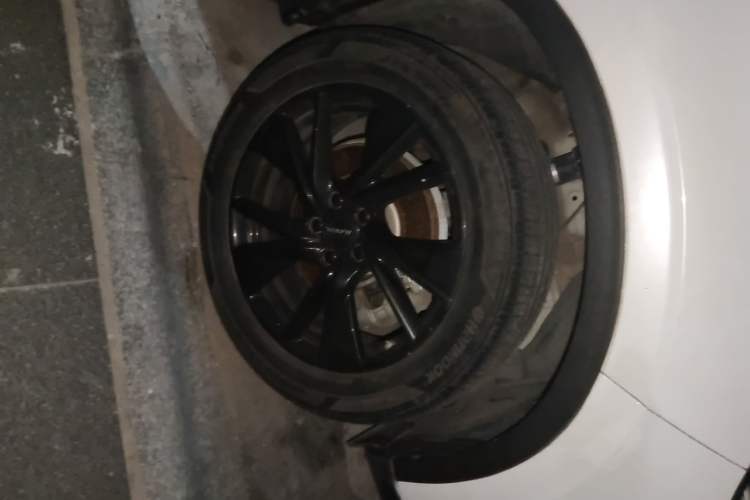 Used Haval H6 2021 3rd Generation 2.0T Automatic All-Wheel Drive Max Right Front Wheel Hub