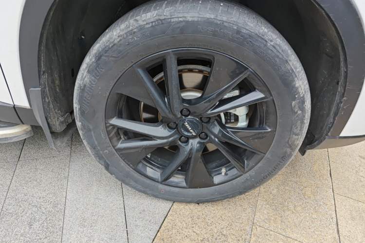 Used Haval H6 2021 3rd Generation 2.0T Automatic Two-Wheel Drive Max Right Front Wheel Hub