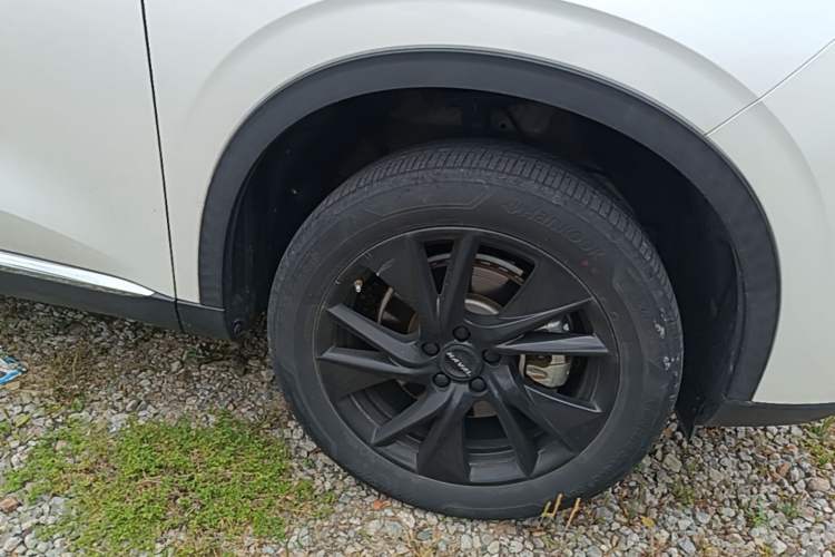 Used Haval H6 2021 3rd Generation 2.0T Automatic Two-Wheel Drive Max Right Front Wheel Hub