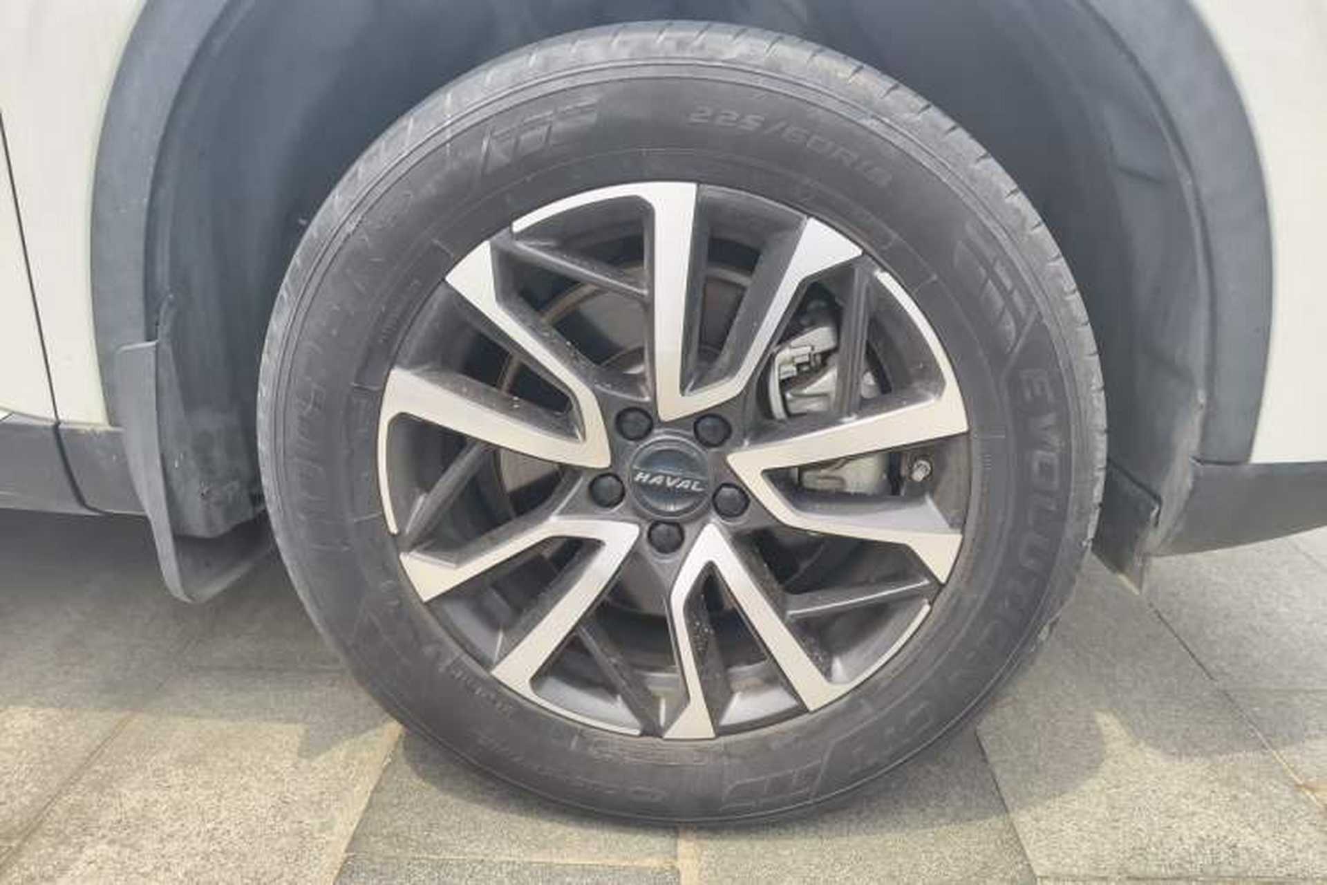 Used Haval H6 2021 3rd Generation 1.5T Automatic Two-Wheel Drive Pro Right Front Wheel Hub