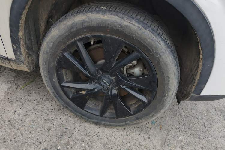 Used Haval H6 2021 3rd Generation 2.0T Automatic Two-Wheel Drive Max Right Front Wheel Hub