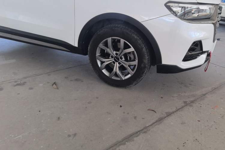 Used Haval H6 2021 National Trend Edition 1.5T Automatic Champion Version Right Front Wheel Hub