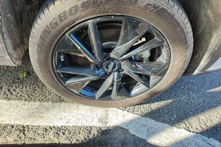 Used Haval H6 2021 3rd Generation 2.0T Automatic Two-Wheel Drive Max Right Front Wheel Hub