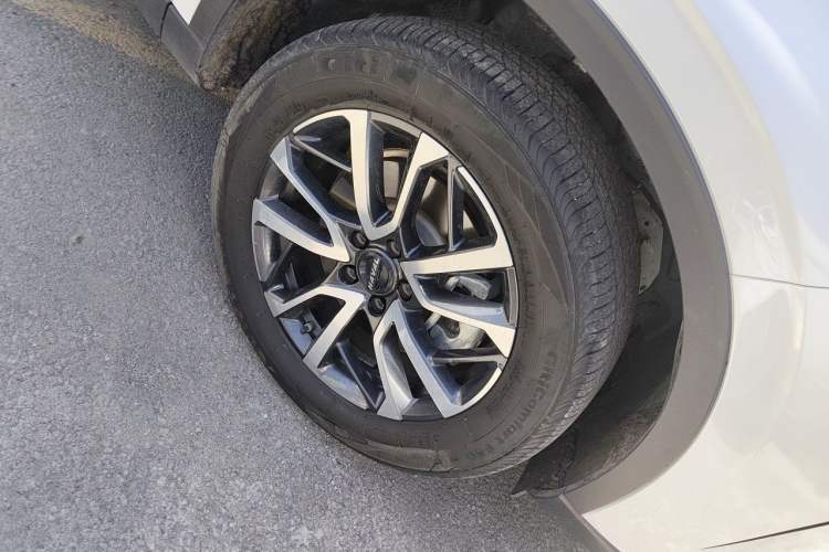 Used Haval H6 2021 3rd Generation 1.5T Automatic Two-Wheel Drive Max Right Front Wheel Hub