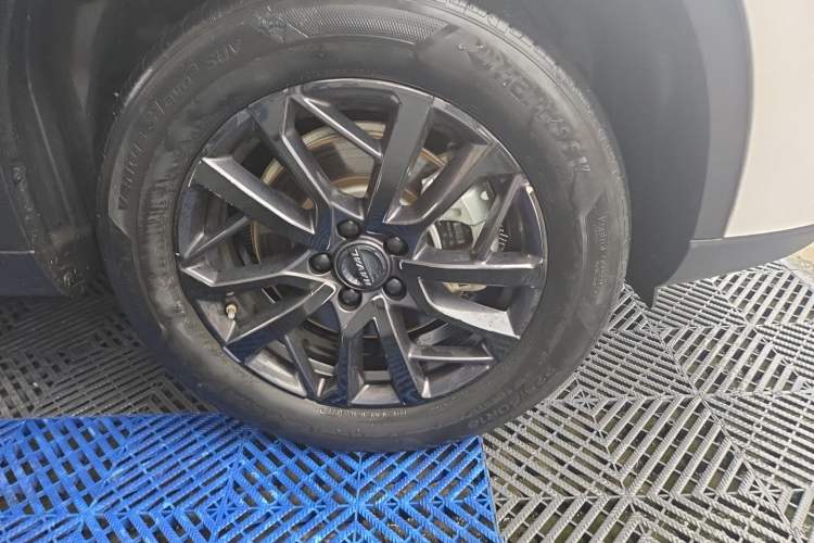 Used Haval H6 2021 3rd Generation 1.5T Automatic Two-Wheel Drive Max Right Front Wheel Hub