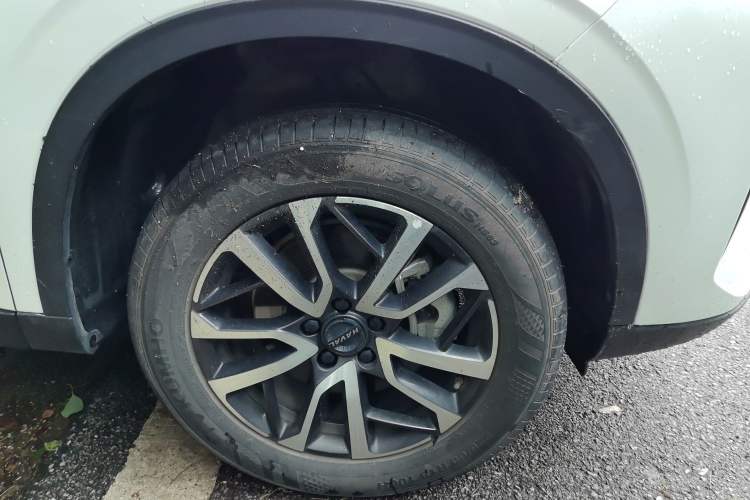 Used Haval H6 2021 3rd Generation 1.5T Automatic Two-Wheel Drive Max Right Front Wheel Hub