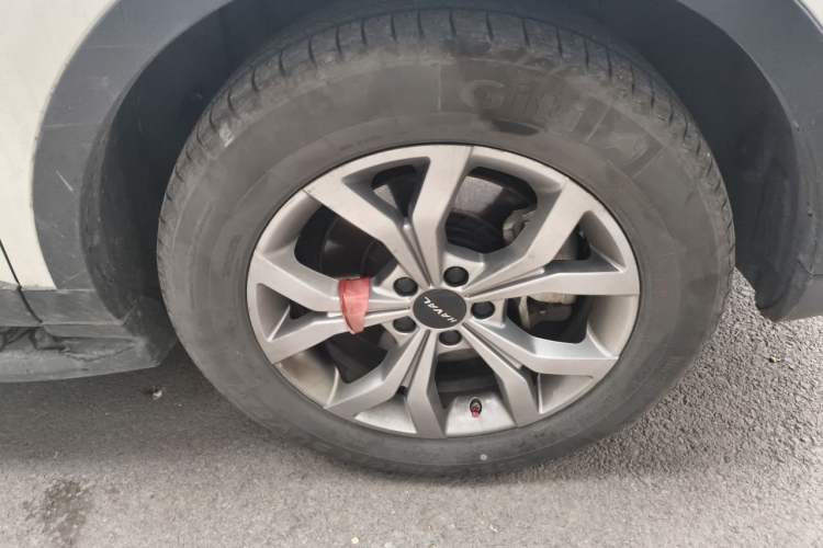 Used Haval H6 2021 National Trend Edition 1.5T Automatic Champion Version Right Front Wheel Hub