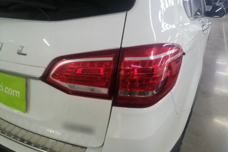 Used Haval H6 2021 Sport Edition 1.5T Automatic Elite Smart Connectivity Model U-Shape Grille Right Rear Taillight