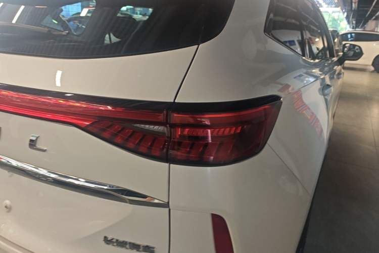 Used Haval H6 2021 3rd Generation 1.5T Automatic Two-Wheel Drive Pro Right Rear Taillight