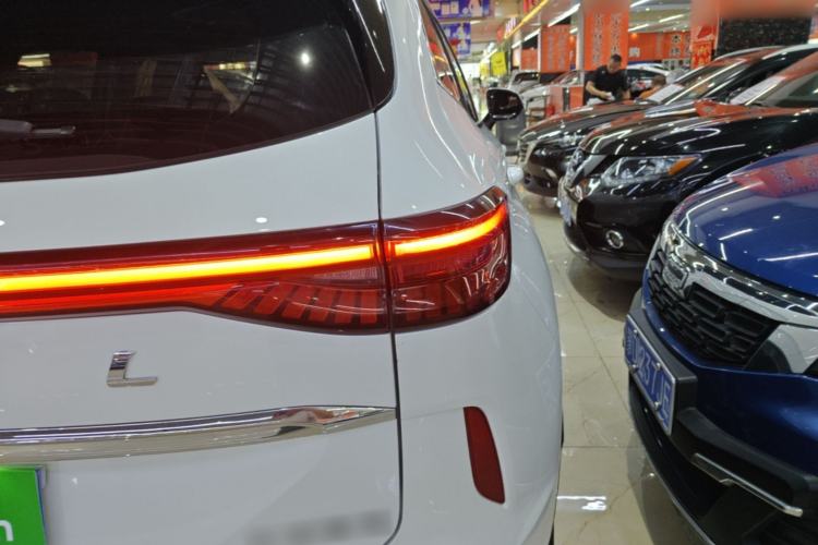 Used Haval H6 2021 3rd Generation 1.5T Automatic Two-Wheel Drive Max Right Rear Taillight