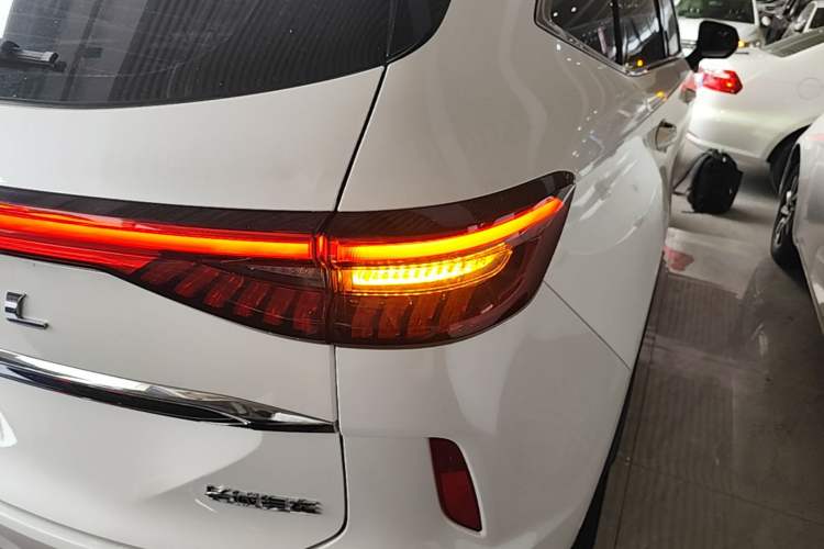 Used Haval H6 2021 3rd Generation 1.5T Automatic Two-Wheel-Drive Supreme Right Rear Taillight