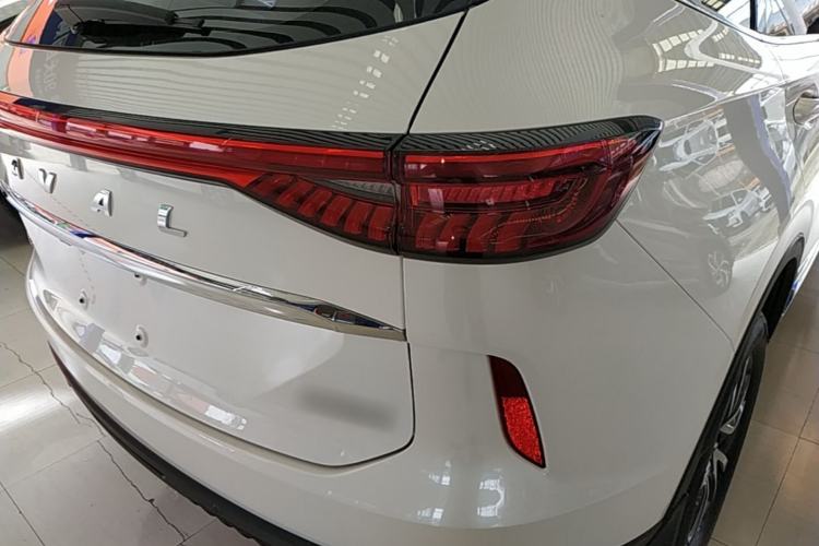 Used Haval H6 2021 3rd Generation 1.5T Automatic Two-Wheel Drive Pro Right Rear Taillight