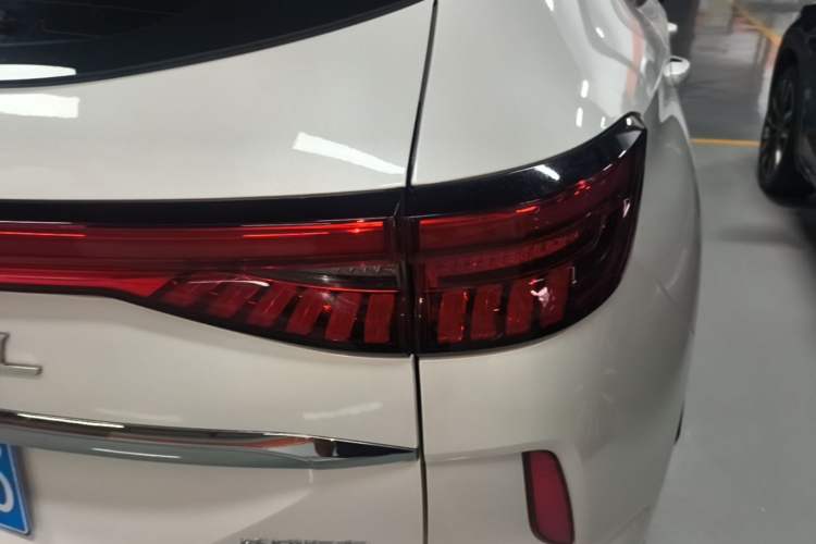 Used Haval H6 2021 3rd Generation 2.0T Automatic All-Wheel Drive Max Right Rear Taillight