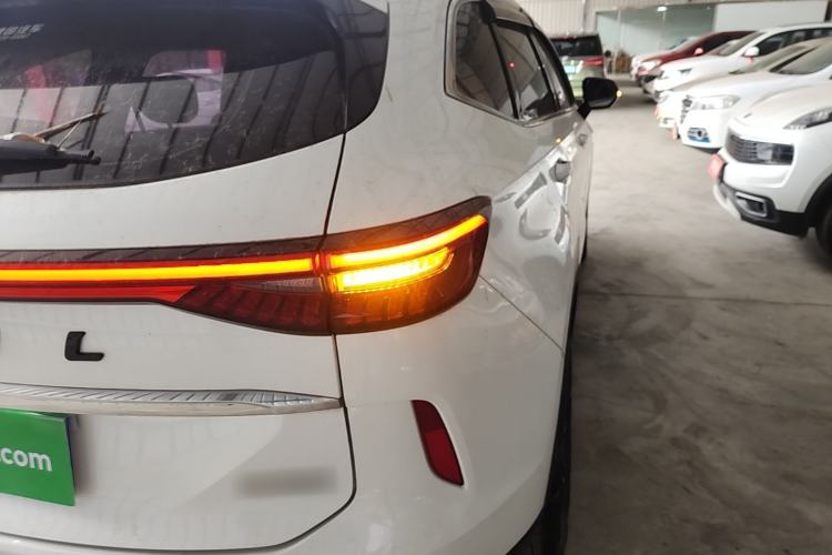 Used Haval H6 2021 3rd Generation 1.5T Automatic Two-Wheel Drive Max Right Rear Taillight