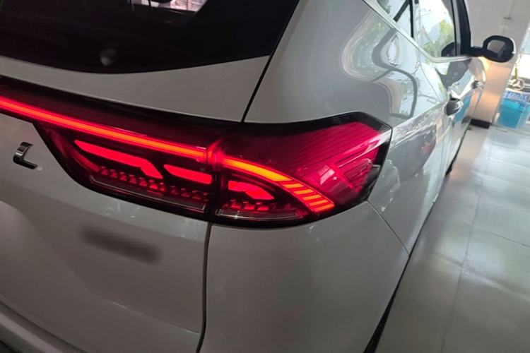 Used Haval H6 2021 National Trend Edition 1.5T Automatic Urban Version Right Rear Taillight