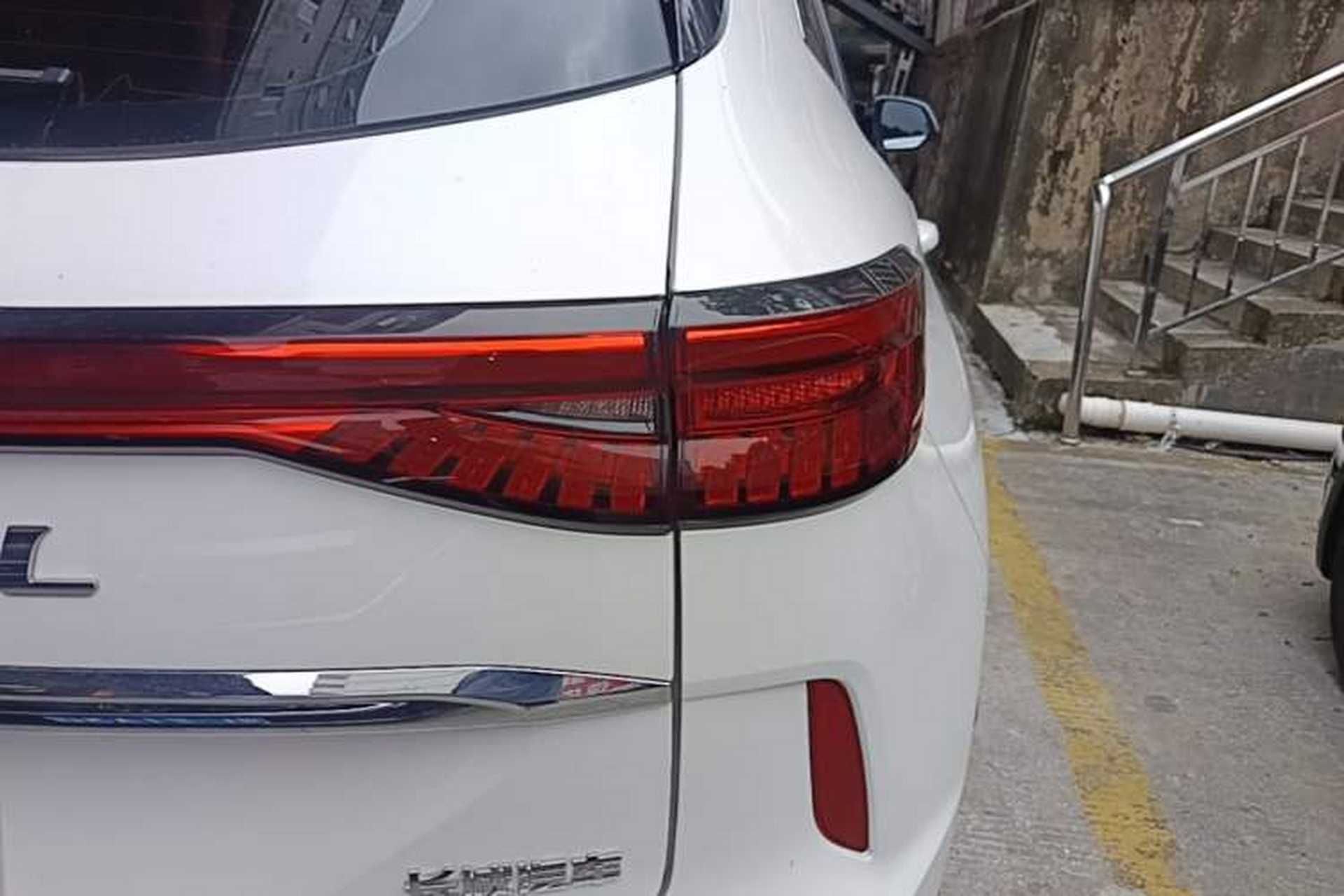 Used Haval H6 2021 3rd Generation 1.5T Automatic Two-Wheel Drive Max Right Rear Taillight