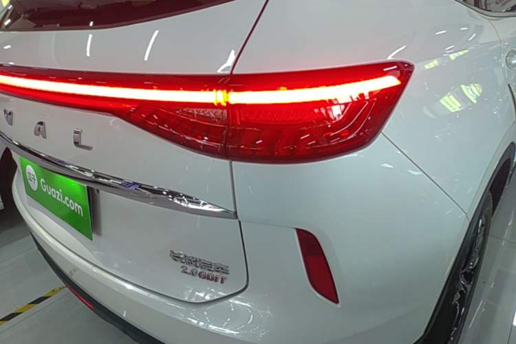 Used Haval H6 2021 3rd Generation 2.0T Automatic All-Wheel Drive Max Right Rear Taillight