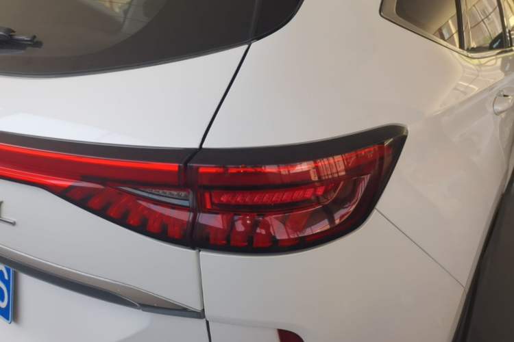 Used Haval H6 2021 3rd Generation 2.0T Automatic All-Wheel Drive Max Right Rear Taillight