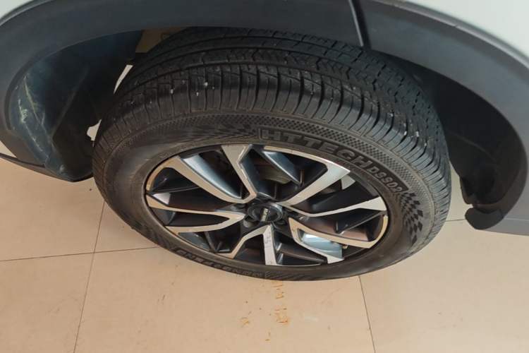 Used Haval H6 2021 3rd Generation 1.5T Automatic Two-Wheel Drive Pro Right Rear Wheel Hub