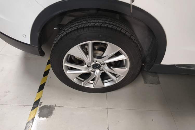 Used Haval H6 2021 3rd Generation 1.5T Automatic Two-Wheel-Drive Supreme Right Rear Wheel Hub