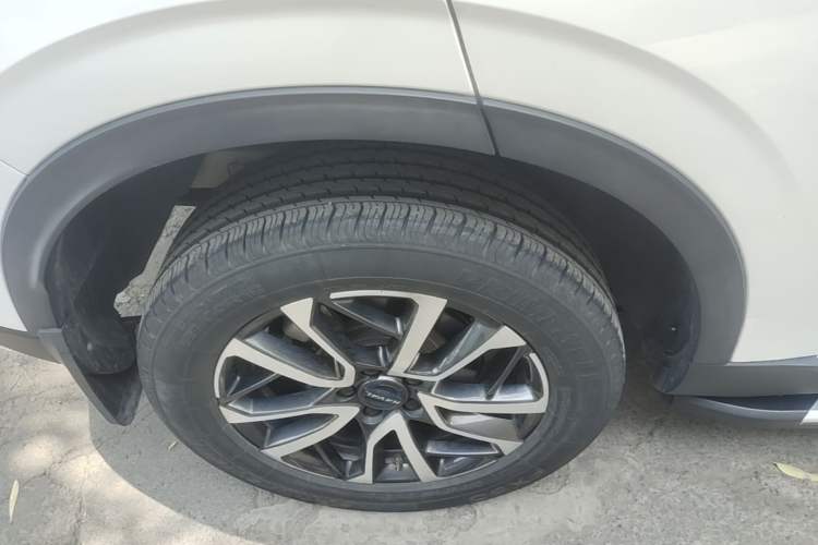 Used Haval H6 2021 3rd Generation 1.5T Automatic Two-Wheel Drive Pro Right Rear Wheel Hub