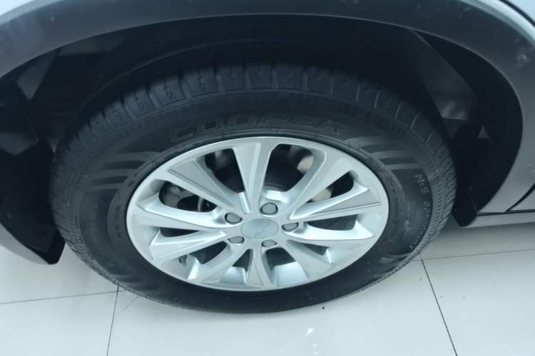 Used Haval H6 2021 Sport Edition 1.5T Automatic Elite Smart Connectivity Model U-Shape Grille Right Rear Wheel Hub