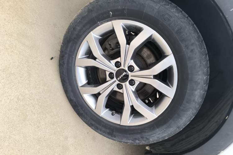 Used Haval H6 2021 National Trend Edition 1.5T Automatic Champion Version Right Rear Wheel Hub